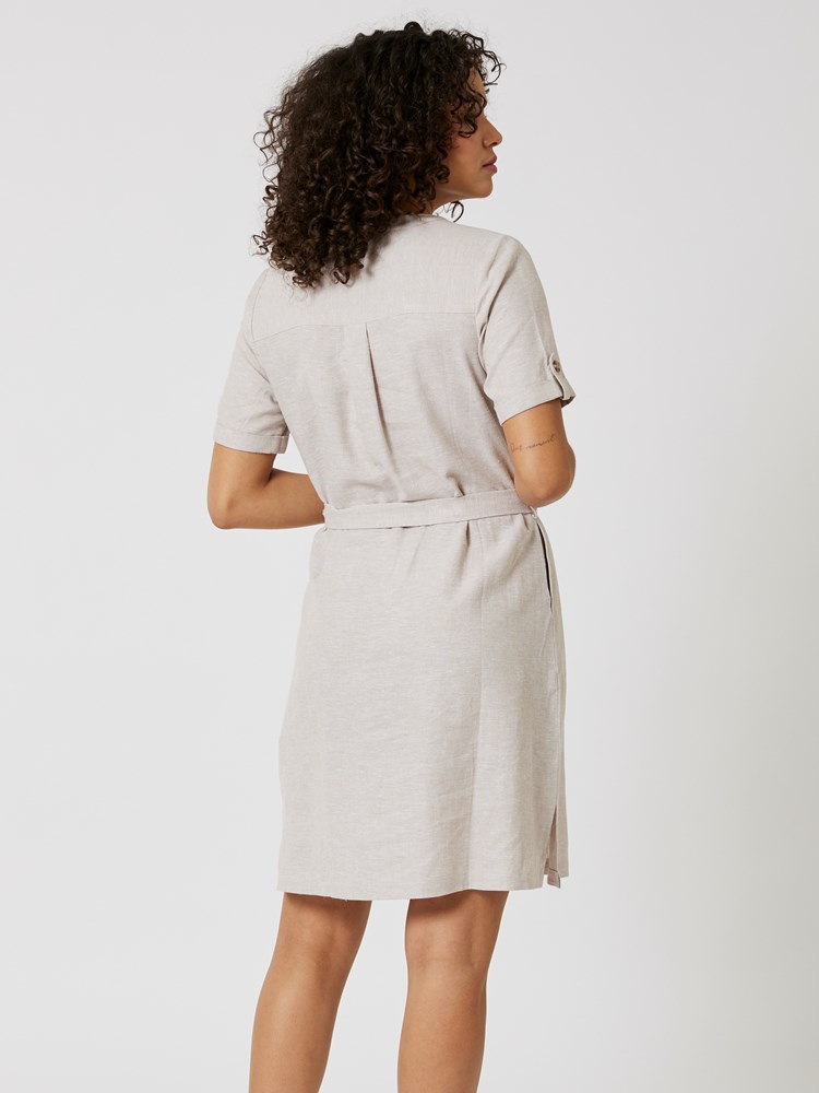 Mariella skjortekjole 7508096_I2M-MELL-H24-Modell-Back_chn=vic_5923.jpg_Back||Back