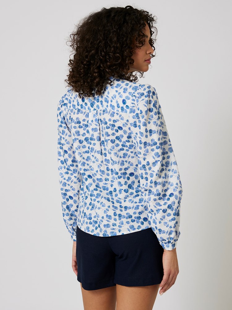 Benoit bluse 7508146_ECJ-MELL-H24-Modell-Back_chn=vic_6261_Benoit bluse ECJ 7508146.jpg_Back||Back