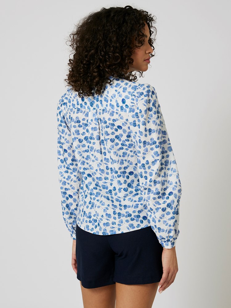Benoit bluse 7508146_ECJ-MELL-H24-Modell-Back_chn=vic_6261_Benoit bluse ECJ_Benoit bluse ECJ 7508146.jpg_Back||Back