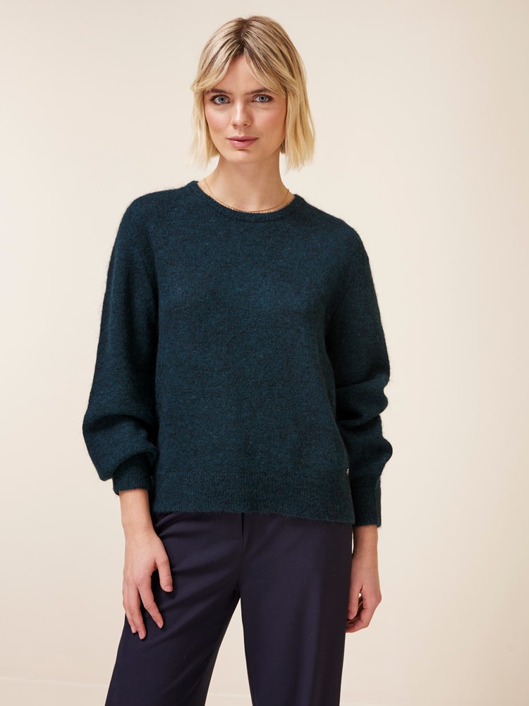 Adele genser 7508350_EIB-JEANPAUL-A24-Front_6697_Adele genser_Adele genser EIB_Adele genser EIB 7508350.jpg_Front||Front