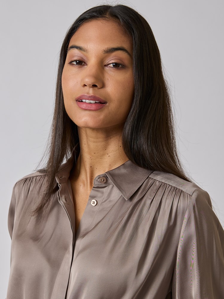 Georgie skjorte 7508383_AGP-BLU-A24-details_chn=vic_7323_Georgie skjorte AGP_Georgie skjorte AGP 7508383.jpg_