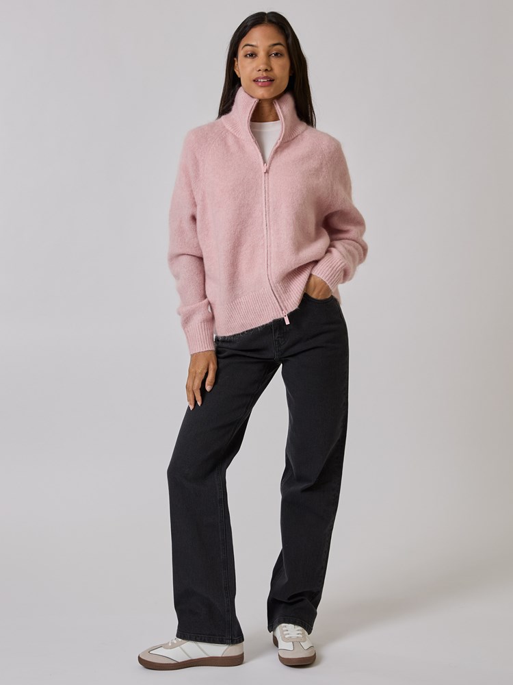 Carmela cardigan 7508419_MLG-DONNA-A24-details_chn=vic_2405_Carmela cardigan MLG_Carmela cardigan MLG 7508419.jpg_
