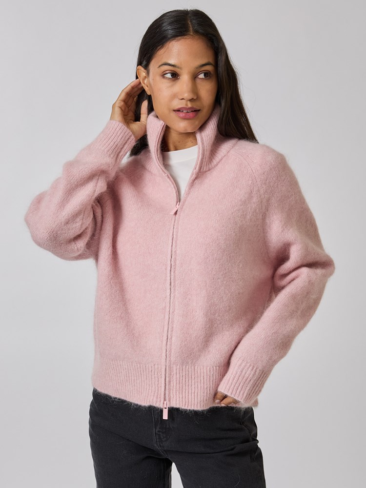 Carmela cardigan 7508419_MLG-DONNA-A24-Modell-Front_chn=vic_5430_Carmela cardigan MLG 7508419.jpg_Front||Front