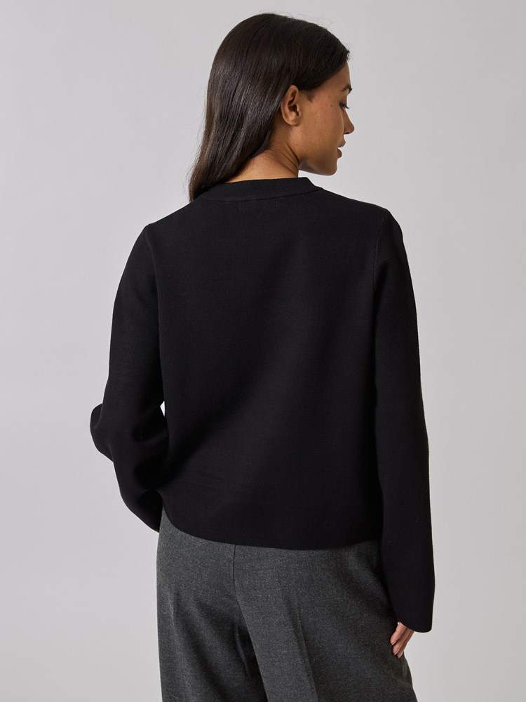 Hanna genser 7508425_CAB-DONNA-A24-Modell-Back_chn=vic_8644_Hanna genser CAB 7508425.jpg_Back||Back