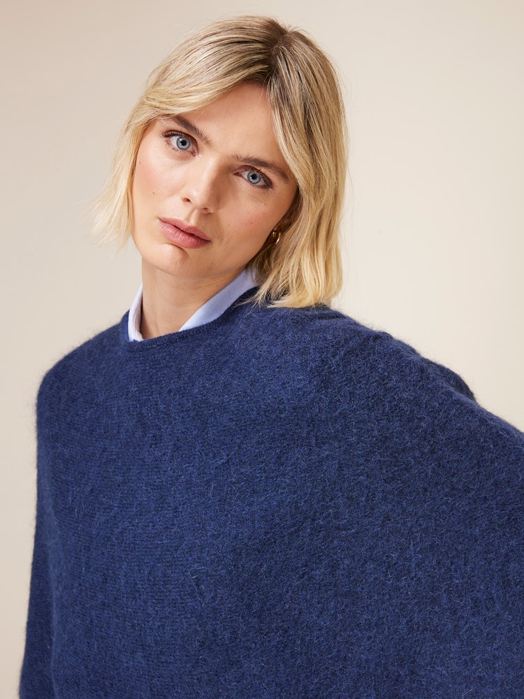 Lone poncho 7508490_EGV-JEANPAUL-A24-Front_2827_Lone poncho_Lone poncho EGV_Lone poncho EGV 7508490.jpg_Front||Front