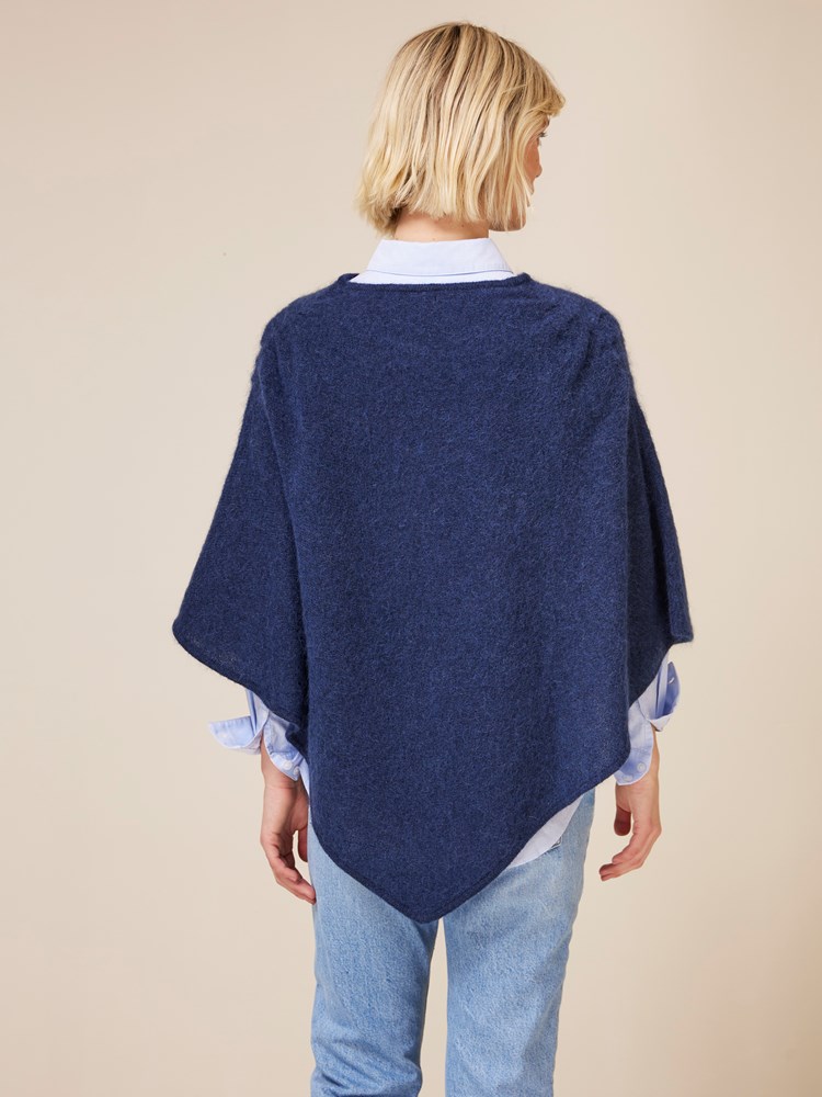 Lone poncho 7508490_EGV-JEANPAUL-A24-Front_5818_Lone poncho_Lone poncho EGV_Lone poncho EGV 7508490.jpg_Front||Front
