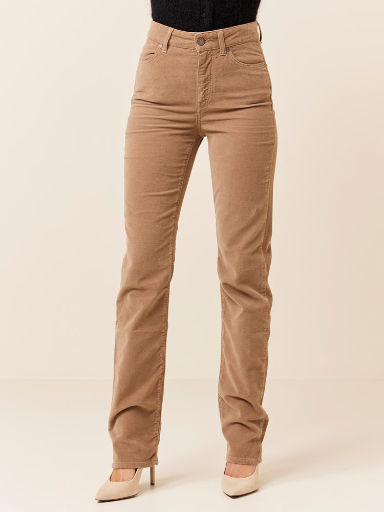 Ine straight velour pant 7508507_Jean Paul_Ine straight Velour_A24 (8)_Ine straight velour pant APR_Ine straight velour pant APR 7508507.jpg_