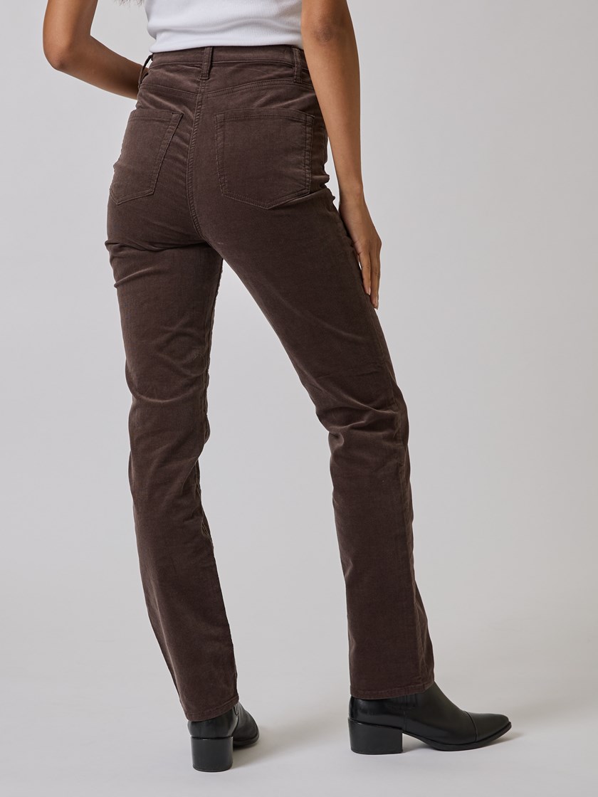 7508603 AN7 7508603_AN7-BLU-A24-Modell-Back_chn=vic_8940_Kannika cordbukse AN7_Kannika cordbukse AN7 7508603.jpg_Back||Back