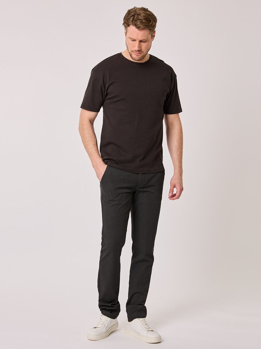 7508638 ID9 7508638_ID9-MRCAPUCHIN-NOS-Modell-Front_chn=vic_7104.jpg_Front||Front