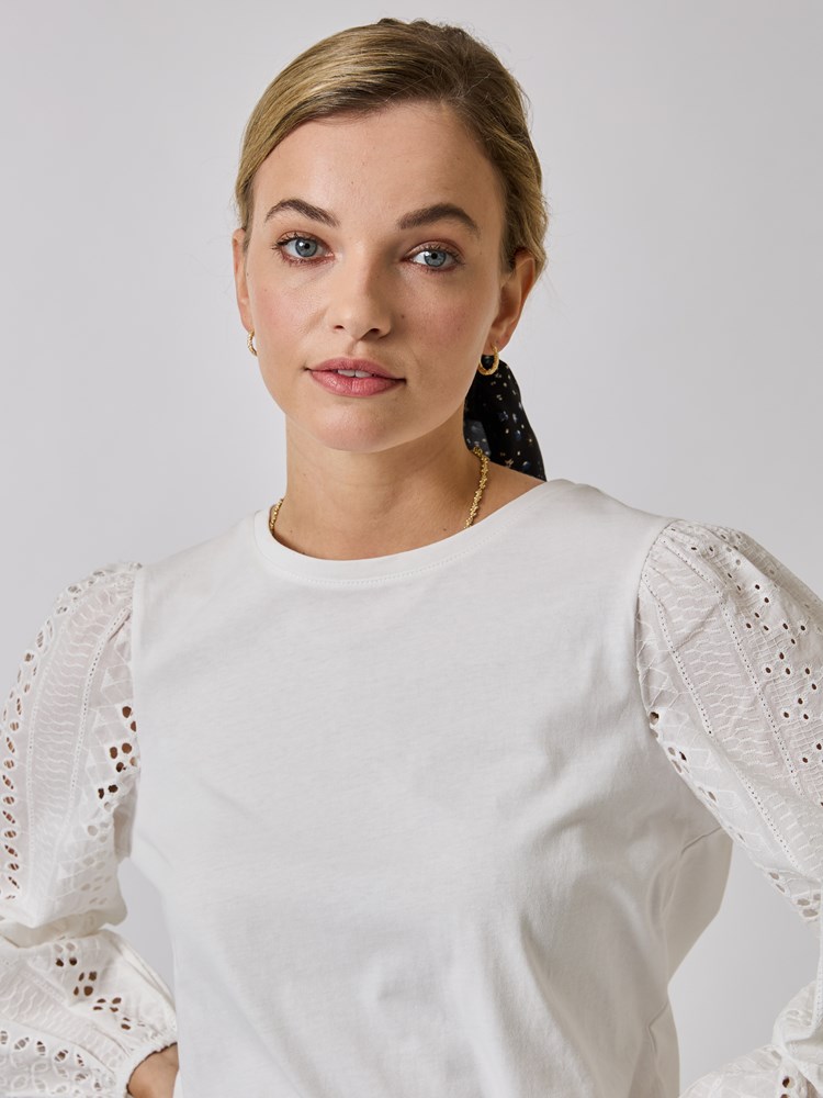 Lottie topp 7508681_O68-MELL-A24-details_chn=vic_8415_Lottie topp O68_Lottie topp O68 7508681.jpg_