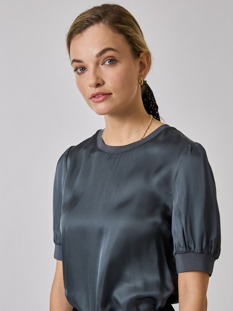 Kimmy topp 7508720_IGI-MELL-A24-details_chn=vic_1027_Kimmy topp IGI_Kimmy topp IGI 7508720.jpg_