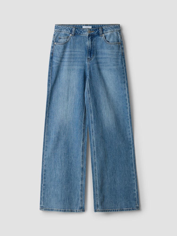 Estelle wide jeans 7508732_D06-DONNA-A24-Front_5275_Estelle wide jeans D06_Estelle wide jeans D06 7508732.jpg_Front||Front