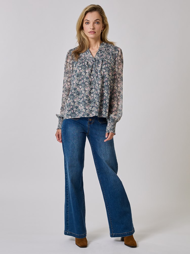 Emma bluse 7508753_IGI-MELL-A24-details_chn=vic_5789_Emma bluse IGI_Emma bluse IGI 7508753.jpg_