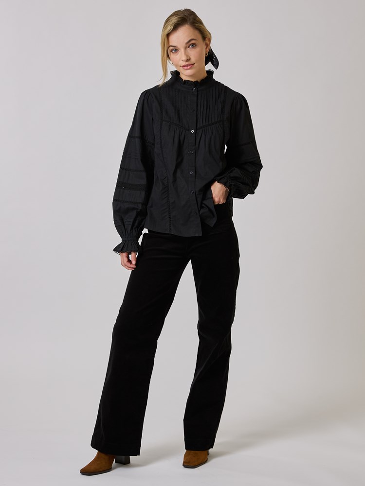 Laurel bluse 7508778_CAB-MELL-A24-details_chn=vic_4610_Laurel bluse CAB_Laurel bluse CAB 7508778.jpg_