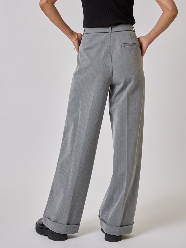 Chrissy bukse 7508839_I4K-MELL-A24-Modell-Back_chn=vic_9432_Chrissy bukse I4K_Chrissy bukse I4K 7508839.jpg_Back||Back