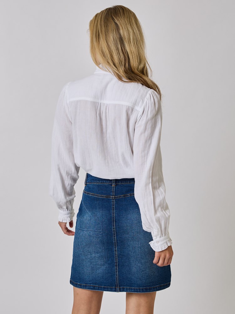 Shannen bluse 7508913_O68-MELL-A24-Modell-Back_chn=vic_5957_Shannen bluse O68_Shannen bluse O68 7508913.jpg_Back||Back