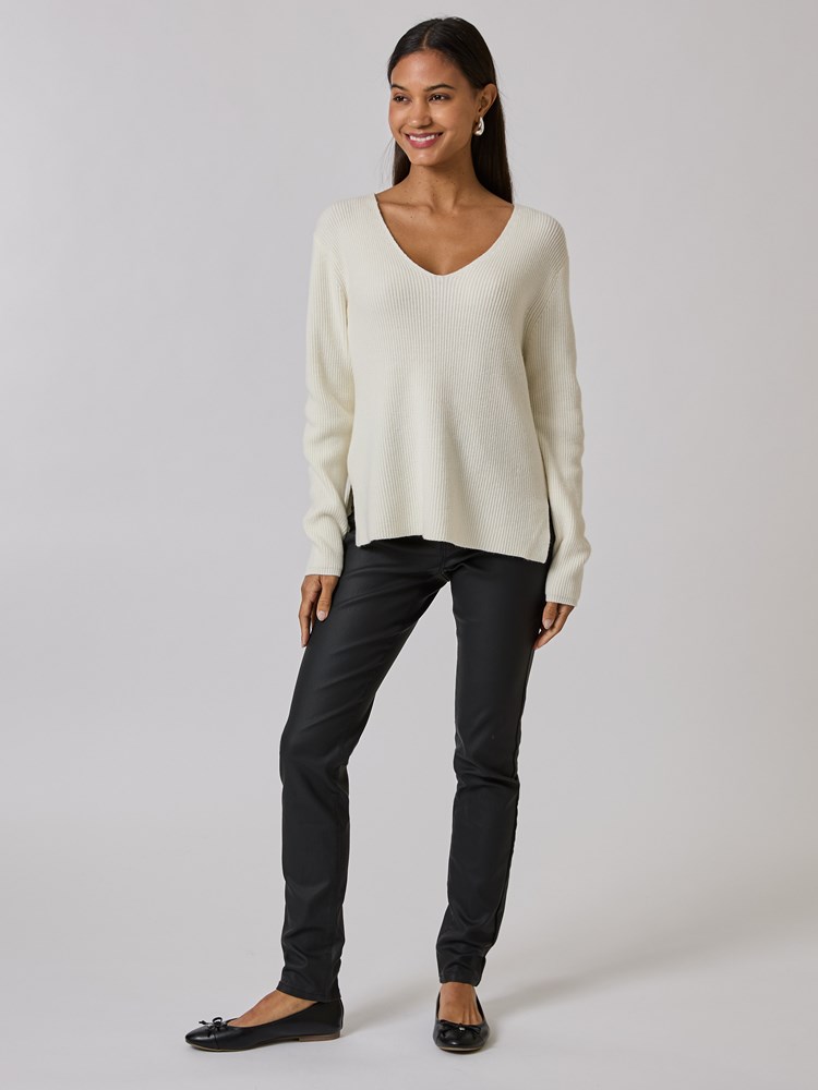 Molly v- hals genser 7508938_O79-BLU-A24-details_chn=vic_4020_Molly v- hals genser O79_Molly v- hals genser O79 7508938.jpg_