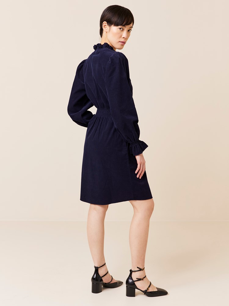 Belinda cordkjole 7509134_EM6-JEANPAUL-W24-Front_745_Belinda cordkjole_Belinda cordkjole EM6_Belinda cordkjole EM6 7509134.jpg_Front||Front