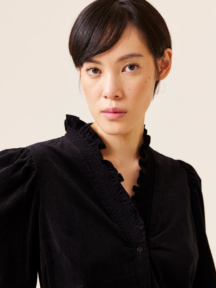 Belinda cordkjole 7509134_EM6-JEANPAUL-W24-Front_9718_Belinda cordkjole C25 7509134.jpg_