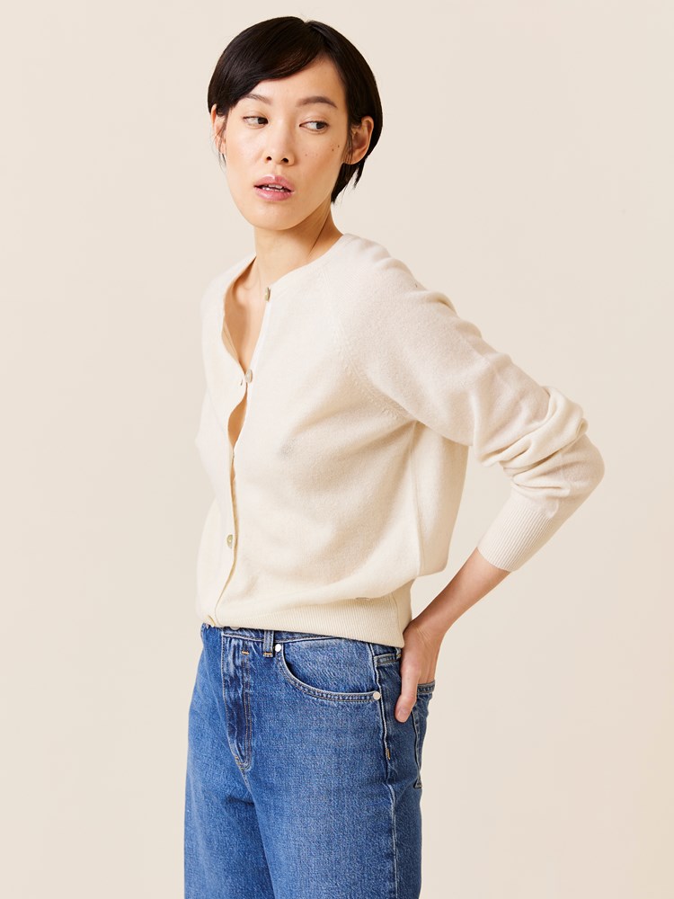 Maggie cardigan 7509136_O79-JEANPAUL-W24-Front_4754_Maggie cardigan O79_Maggie cardigan O79 7509136.jpg_Front||Front