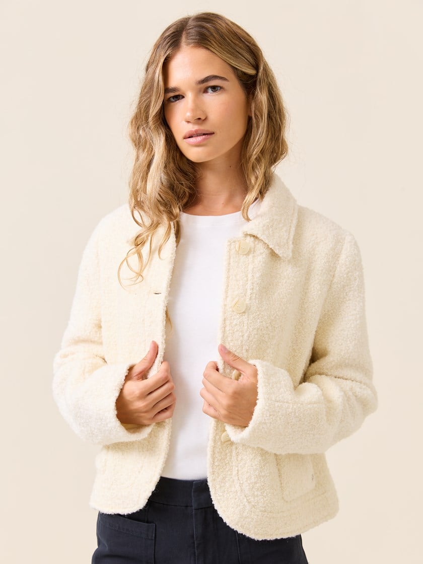 7509215 O62 7509215_O62-JEANPAUL-S25-Modell-Front_2552_Ariette jakke O62.jpg_Front||Front