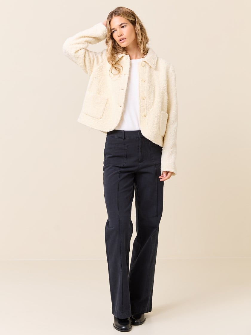 7509215 O62 7509215_O62-JEANPAUL-S25-Modell-Front_5575_Ariette jakke O62.jpg_Front||Front