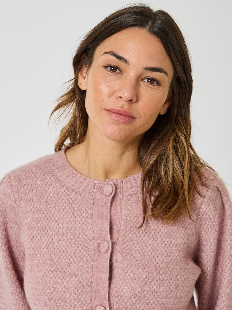 Birgitta cardigan 7509360_MNV-MELL-W24-details_chn=vic_7869_Birgitta cardigan MNV_Birgitta cardigan MNV 7509360.jpg_