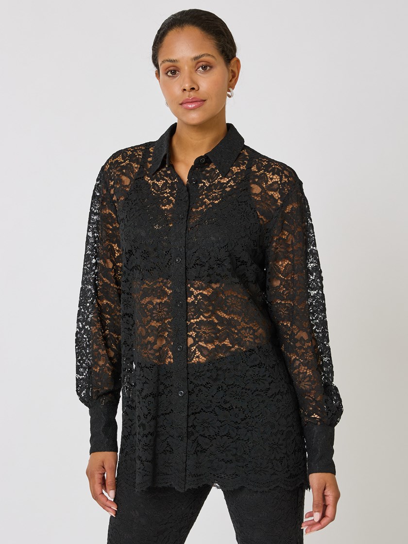 7509389 CAB 7509389_CAB-BLU-W24-Modell-Front_chn=vic_1826_Sera skjorte CAB_Sera skjorte CAB 7509389.jpg_Front||Front