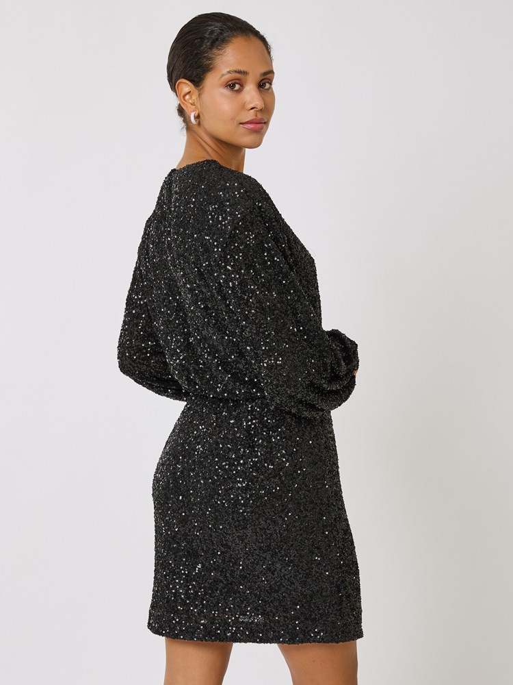 Nalia kjole 7509399_CAB-BLU-W24-Modell-Back_chn=vic_8902_Nalia kjole CAB_Nalia kjole CAB 7509399.jpg_Back||Back