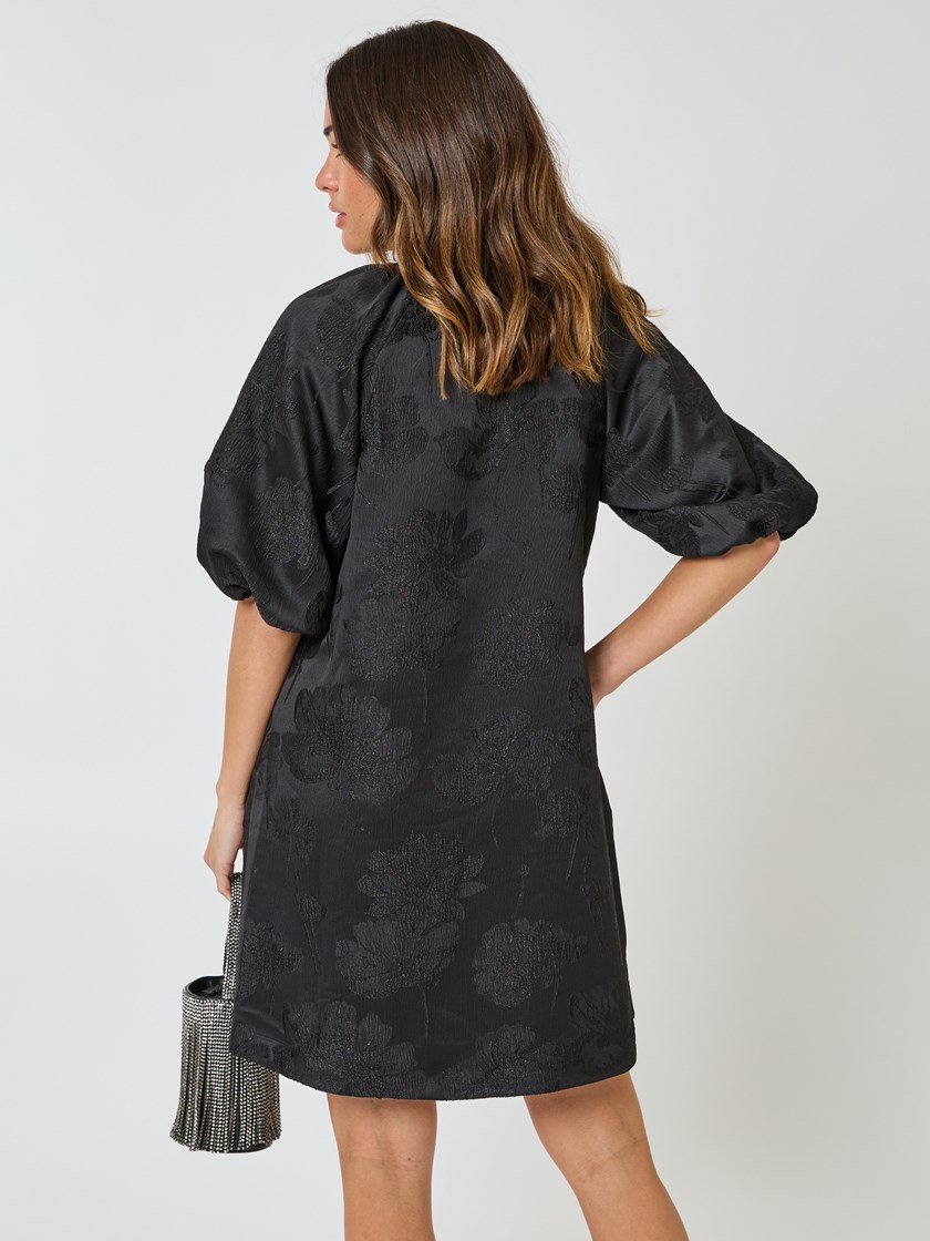 7509422 CAB 7509422_CAB-MELL-W24-Modell-Back_chn=vic_5350_Alicia kjole CAB_Alicia kjole CAB 7509422.jpg_Back||Back