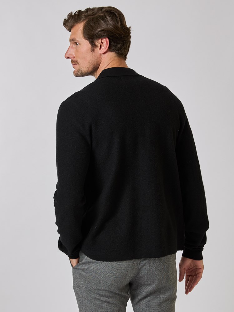Matthew Cardigan 7509465_CAB-VESB-A24-Modell-Back_chn=vic_49_Matthew Cardigan CAB_Matthew Cardigan CAB 7509465.jpg_Back||Back
