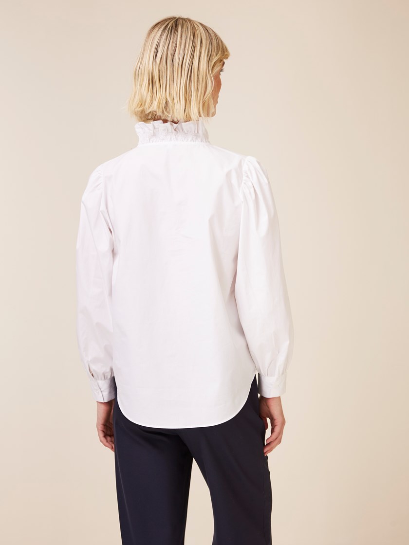7509486 O68 7509486_O68-JEANPAUL-A24-Front_186_Belinda bluse O68_Belinda bluse O68 7509486.jpg_Front||Front