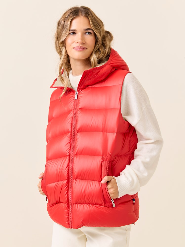 Linda dunvest 7509520_K4M-JEANPAUL-W24-Modell-Front_4035_Linda dunvest K4M_Linda dunvest K4M 7509520.jpg_Front||Front