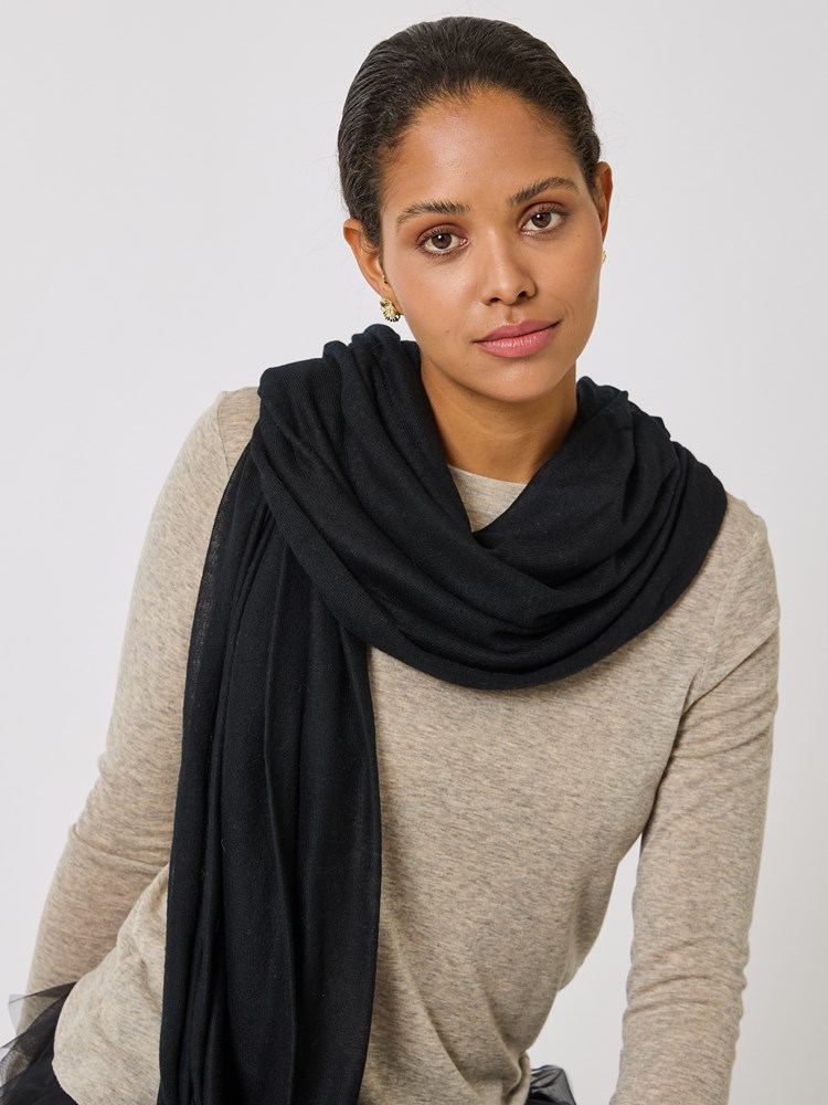 Milly Kasjmir Skjerf 7509637_CAB-BLU-W24-details_chn=vic_482_Milly skjerf CAB_Milly Kasjmir Skjerf CAB_Milly Kasjmir Skjerf CAB 7509637.jpg_