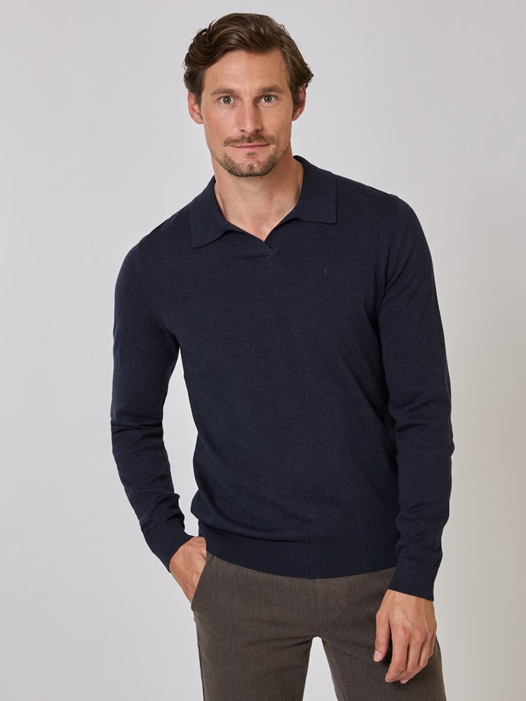 Dammers polo strikkegenser 7509700_R15-MRCAPUCHIN-A24-Modell-Front_chn=vic_4152_Dammers polo strikkegenser R15 7509700.jpg_Front||Front