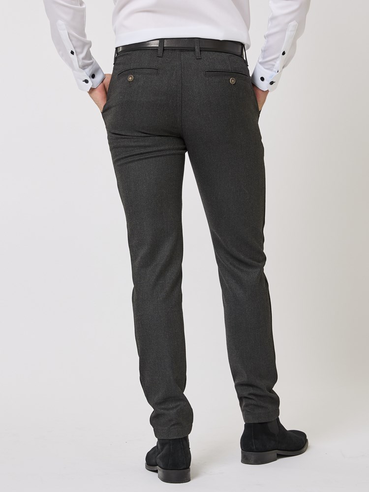 Adam chinos 7509789_IC9-VESB-W24-Modell-Back_chn=vic_9867_Adam chinos IC9_Adam chinos IC9 7509789.jpg_Back||Back