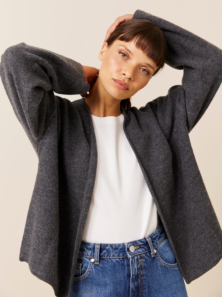 Penny ullcardigan 7509859_I7C-JEANPAUL-W24-Front_9121_Penny ullcardigan I7C_Penny ullcardigan I7C 7509859.jpg_Front||Front