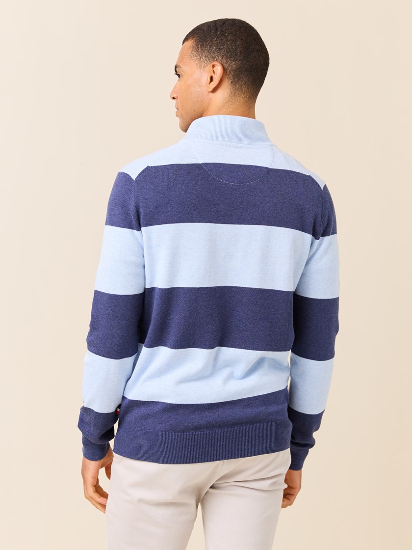 7509999 EGS 7509999_EGS-JEANPAUL-S25-Modell-Front_5139_Gerard stripet zipneck EGS.jpg_Front||Front