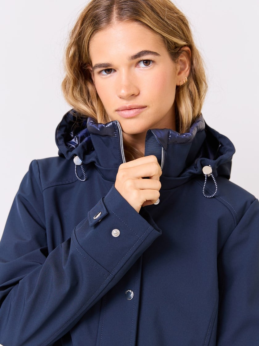 7513857 EM6 7510044_EM6-JEANPAUL-S25-Modell-Front_1522_Pleasure jakke EM6_Pleasure jakke EM6 7513857.jpg_