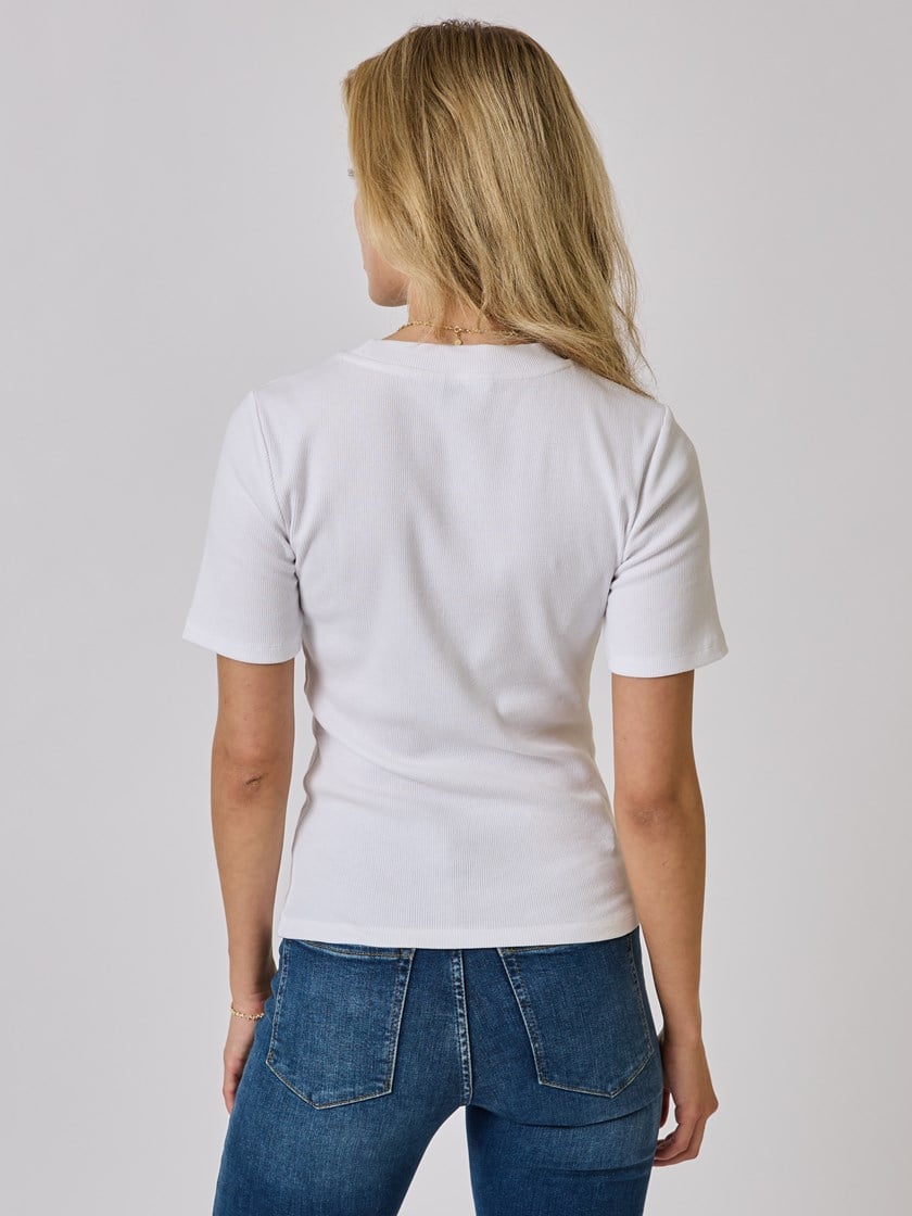 7510081 O68 7510081_O68-MELL-NOS-Modell-Back_chn=vic_6662_Agave t-skjorte O68.jpg_Back||Back