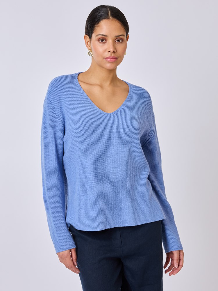 Molly v- hals genser 7510083_S49-BLU-S25-Modell-Front_chn=vic_7806_Molly v- hals genser S49_Molly v- hals genser S49 7510083.jpg_Front