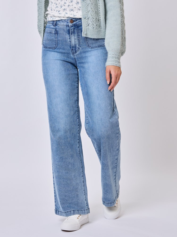 Wilma jeans 7510117_D06-MELL-S25-Modell-Front_chn=vic_9961_Wilma jeans D06_Wilma jeans D06 7510117.jpg_Front||Front