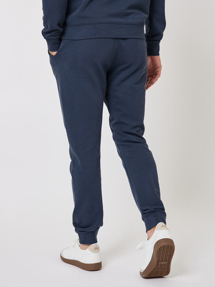 Vincio joggebukse 7510135_EGR-VESB-W24-Modell-Back_chn=vic_5511_Vincio joggebukse EGR_Vincio joggebukse EGR 7510135.jpg_Back