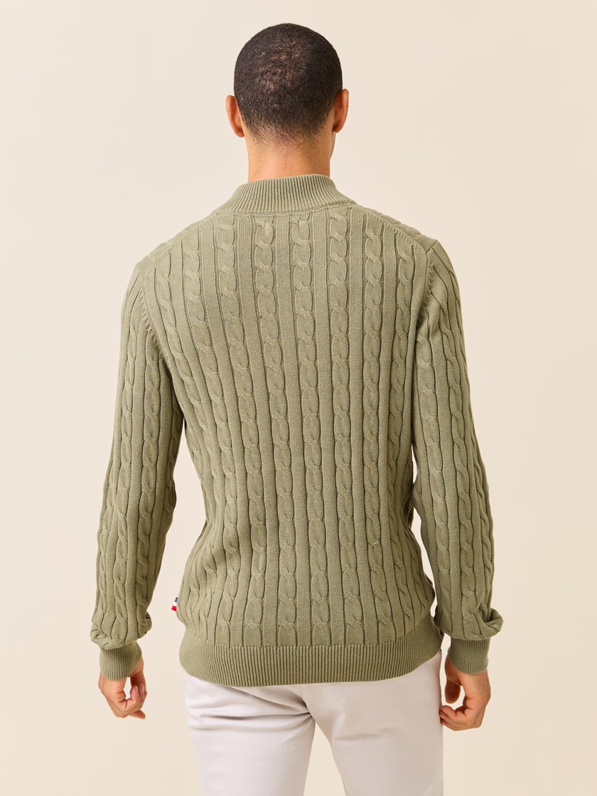 7510191 AFP 7510191_AFP-JEANPAUL-S25-Modell-Front_247_Morton zipneck AFP.jpg_Front||Front