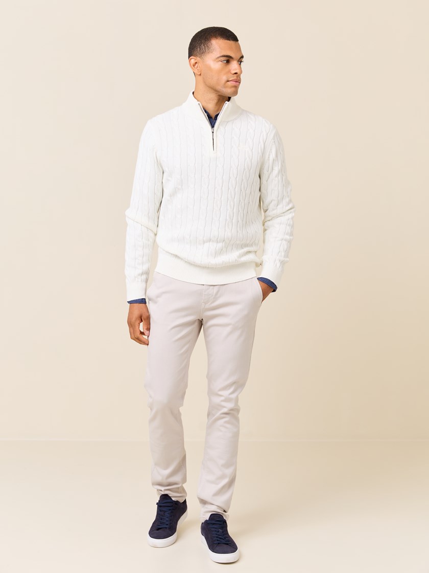 7510191 O79 7510191_O79-JEANPAUL-S25-Modell-Front_4925_Morton zipneck O79.jpg_Front||Front