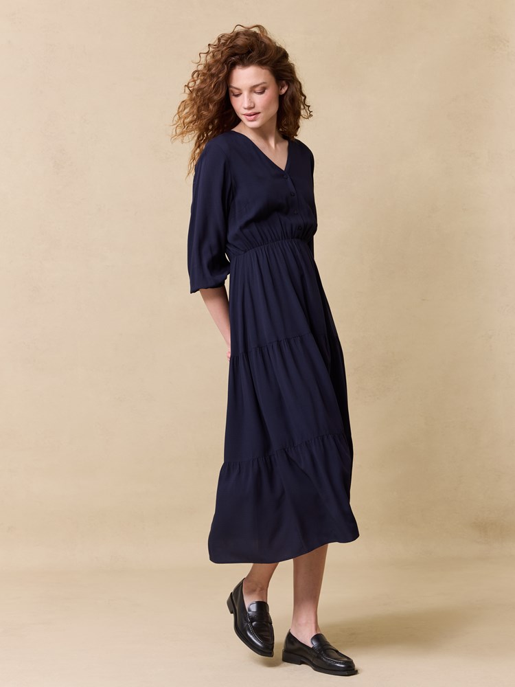 Agneta kjole 7510223_EM6_Jean Paul_Agneta Kjole_S25 (2)_Agneta kjole EM6_Agneta kjole EM6 7510223.jpg_