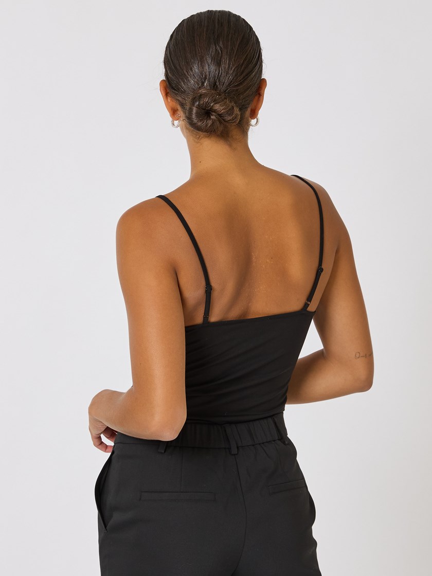 7510230 ID2 7510230_ID2-BLU-NOS-Modell-Back_chn=vic_7886_Lia singlet ID2.jpg_Back||Back