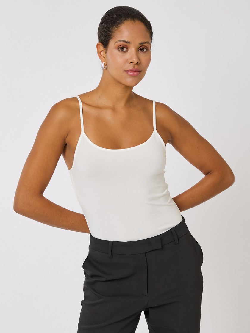 7510230 O79 7510230_O79-BLU-NOS-Modell-Front_chn=vic_365_Lia singlet O79.jpg_Front||Front