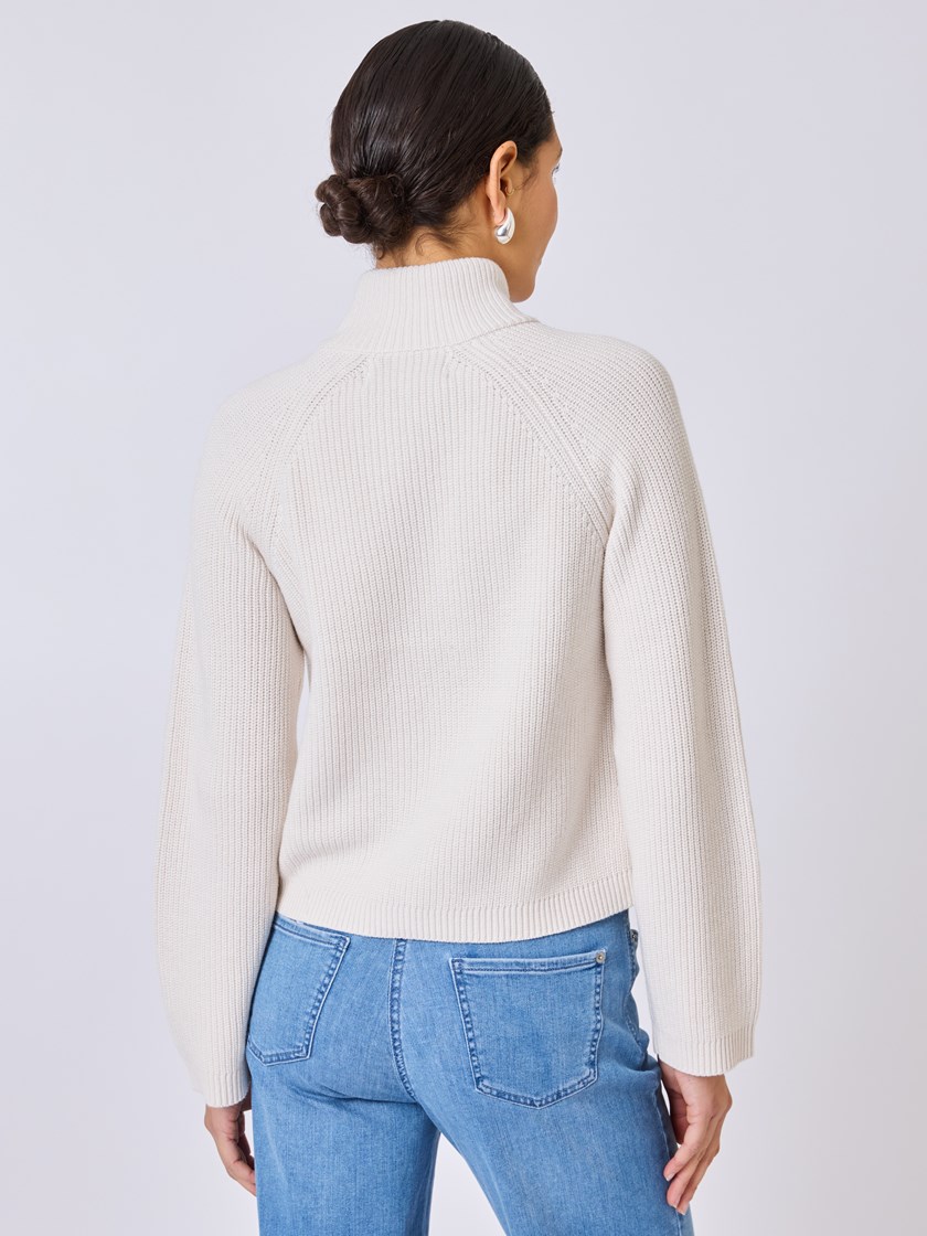 7510249 O79 7510249_O79-DONNA-S25-Front_9772_Camden cardigan.jpg_Front||Front