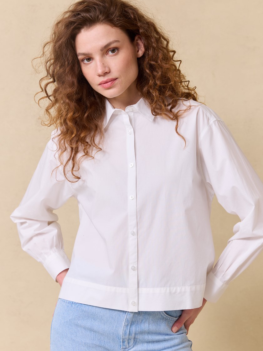 7510326 O68 7510326_O68-JEANPAUL-S25-Modell-Front_8564_Billie skjorte O68.jpg_Front||Front